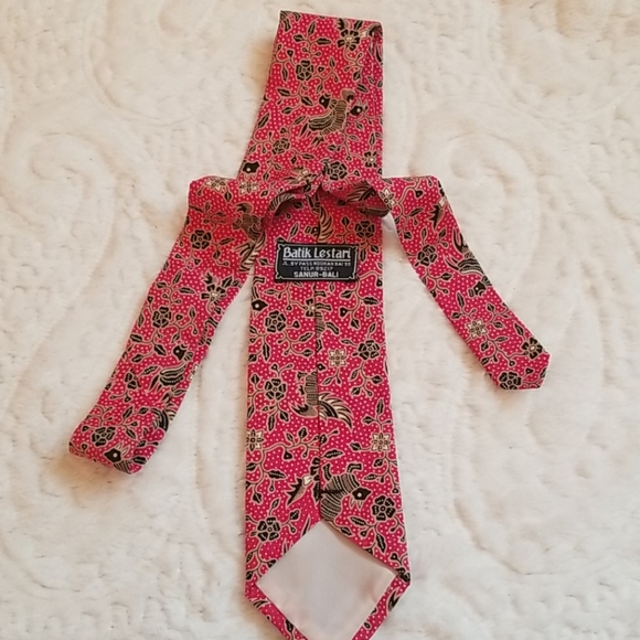 Vintage Batik skinny tie. - Picture 2 of 4